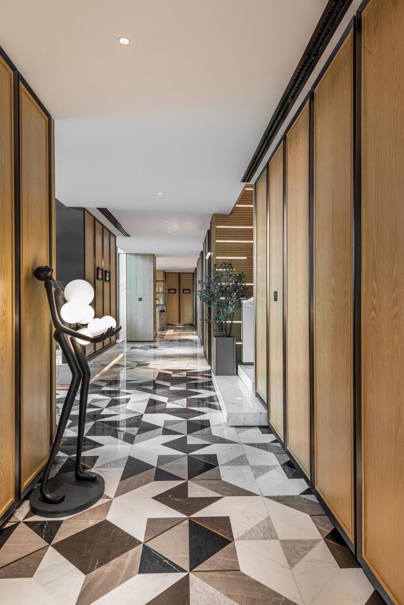Narcissus The Royal Hotel Riyadh Luaran gambar The interior of the hotel